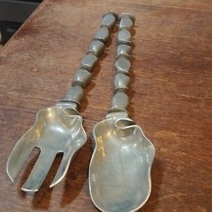 Salad utensils Fork and spoon with pebble style handles. J19GW4